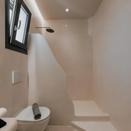 Βίλα Charming Naxos And | 4 Bedrooms | Drake | Spectacular Sea Views | Private Pool And Hot Tub | Naxos